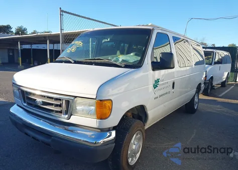 2006 Ford E-350 Super Duty из США, поврежденный, VIN 1FBNE31L46HA02530